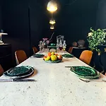El Pati Bed & Breakfast Thuir